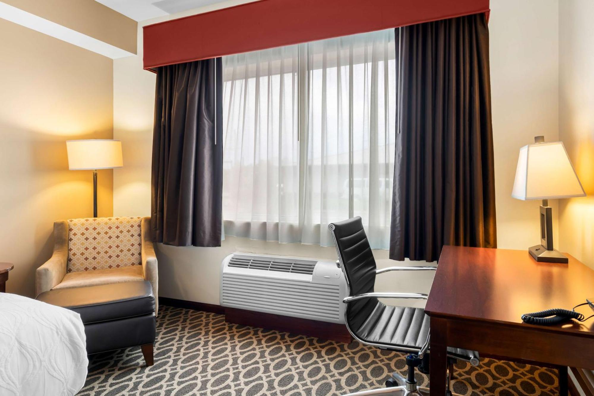 Best Western Paradise Inn Savoy Экстерьер фото