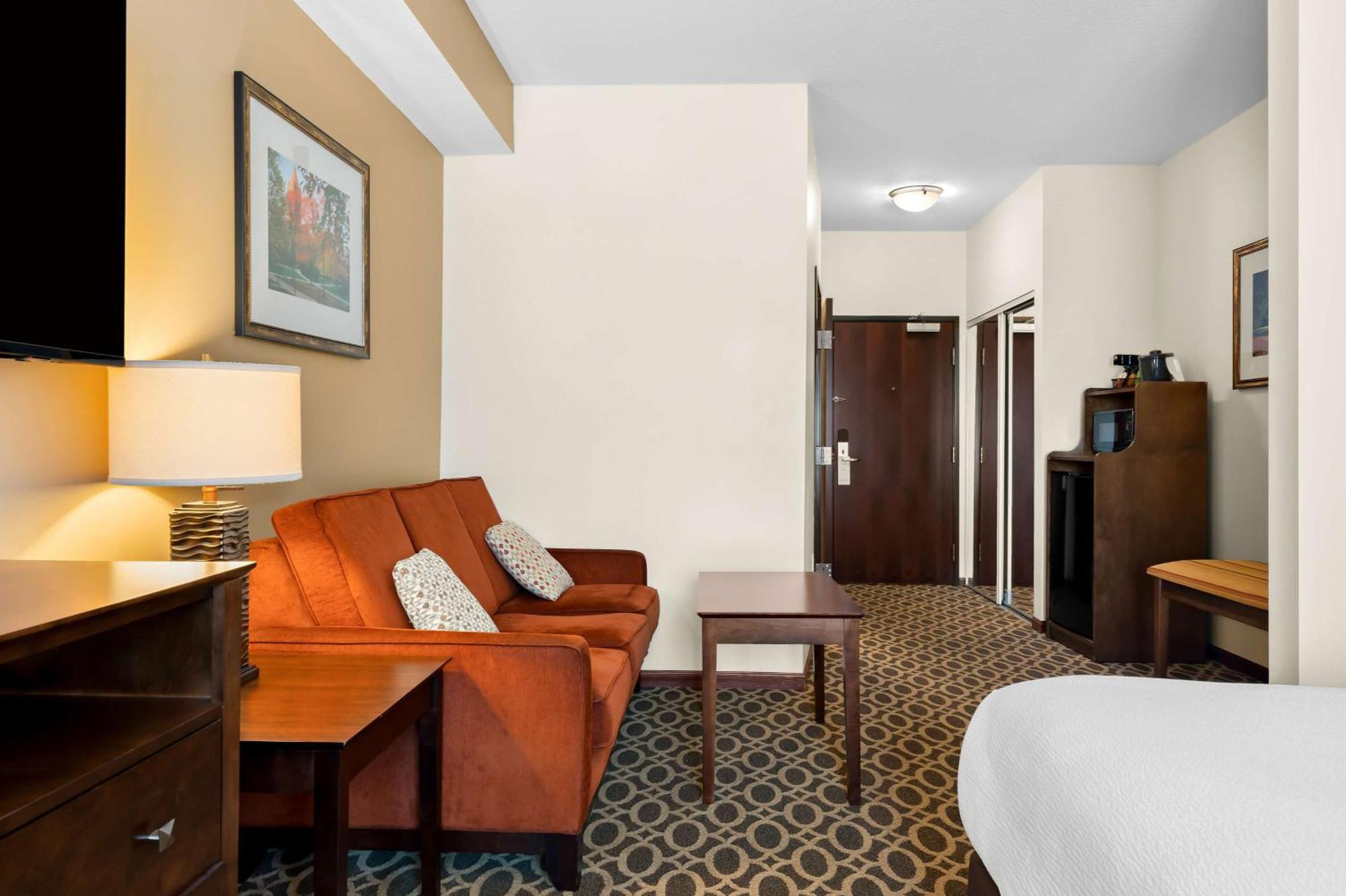 Best Western Paradise Inn Savoy Экстерьер фото