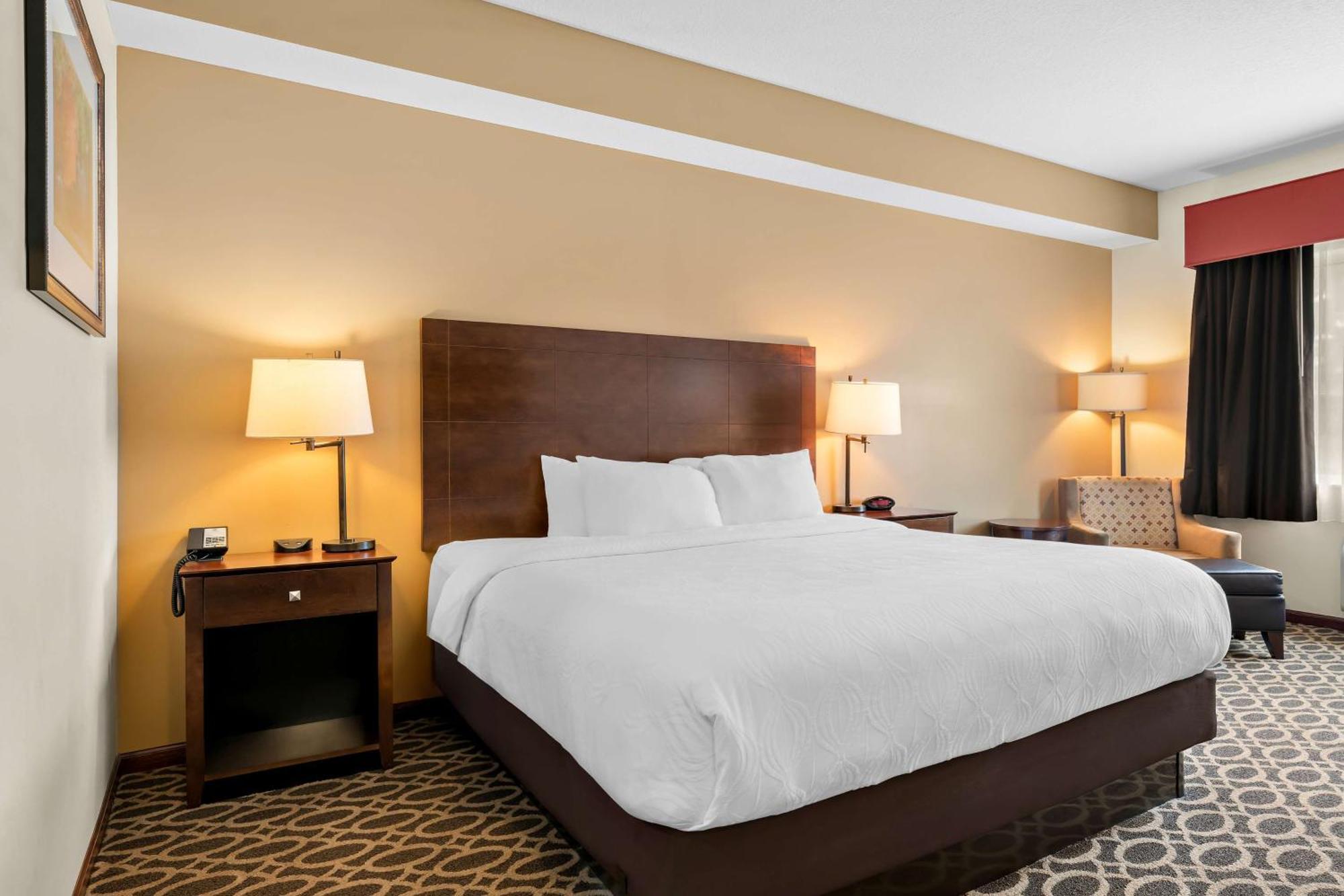 Best Western Paradise Inn Savoy Экстерьер фото