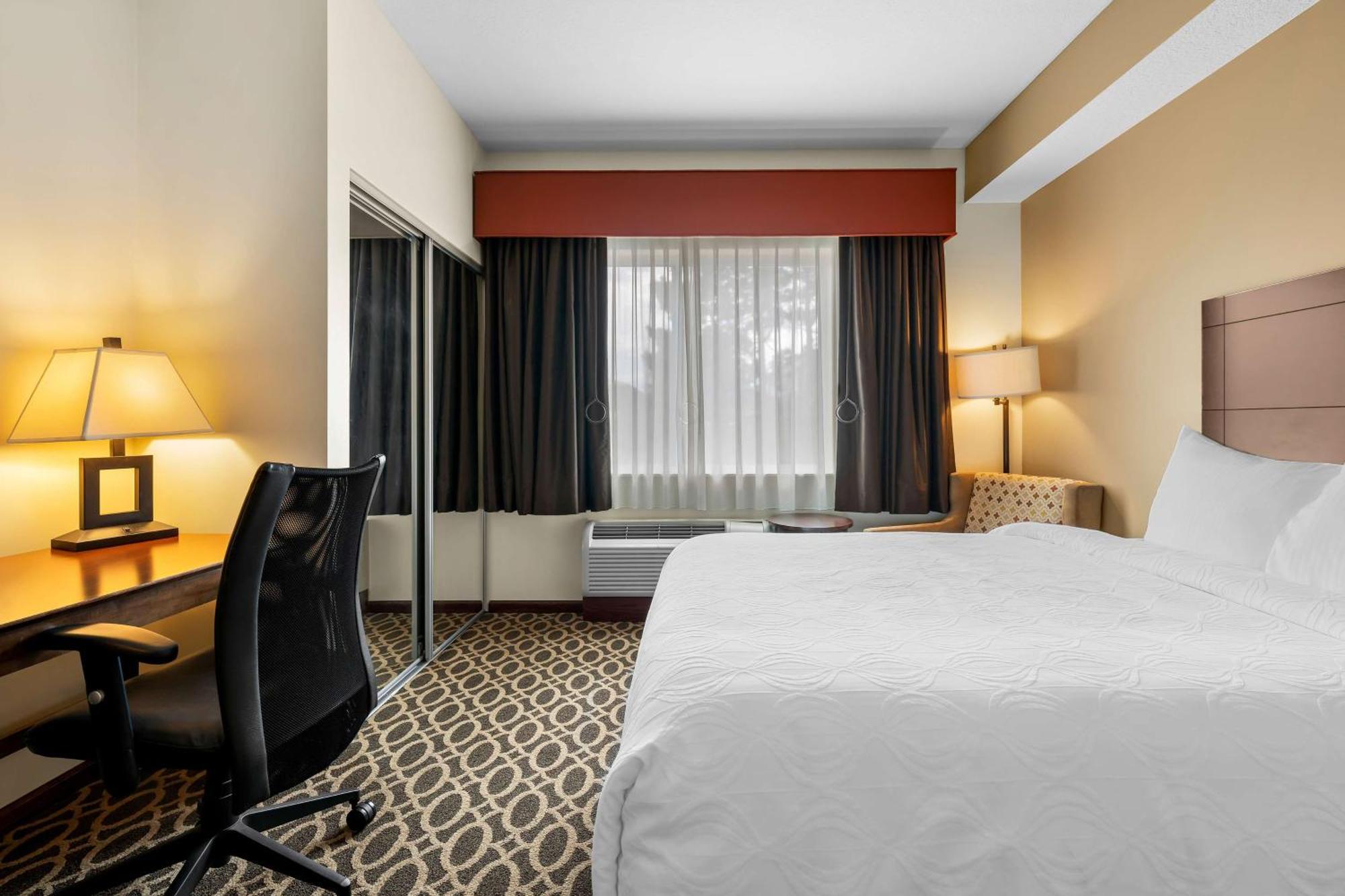 Best Western Paradise Inn Savoy Экстерьер фото