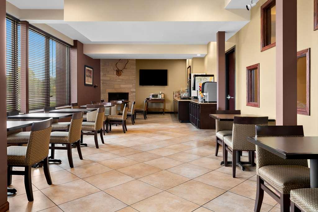 Best Western Paradise Inn Savoy Ресторан фото
